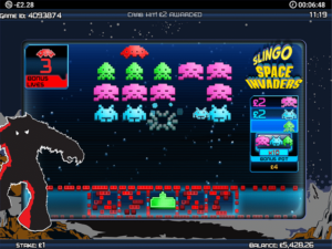 PlaySunny Slingo Space Invaders